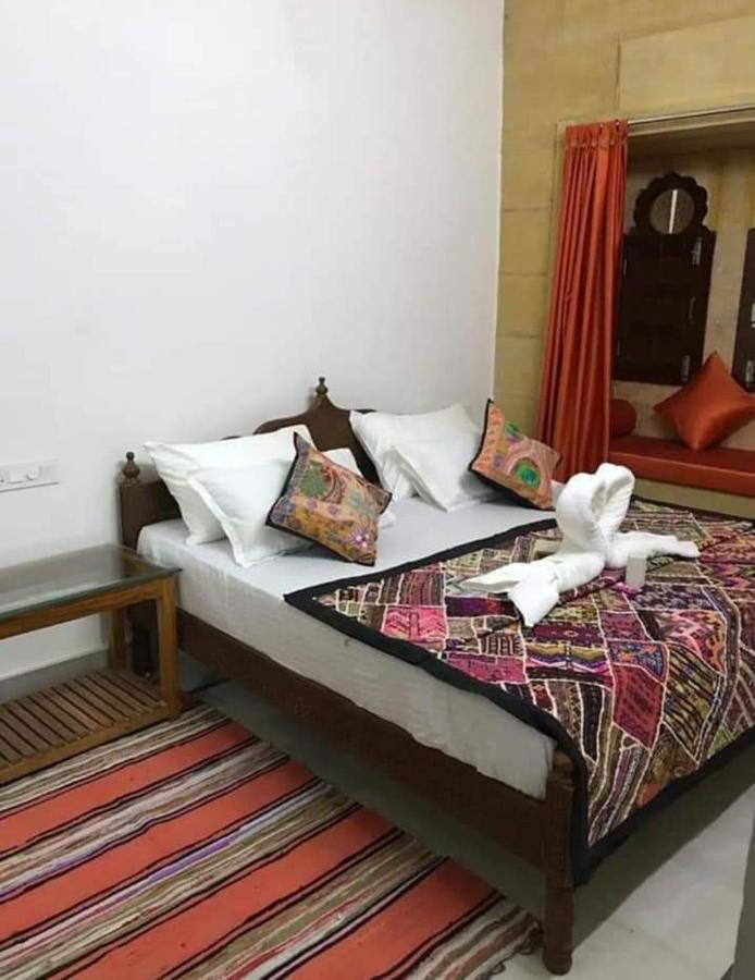 Resting Love Hostel Джайсалмер Экстерьер фото