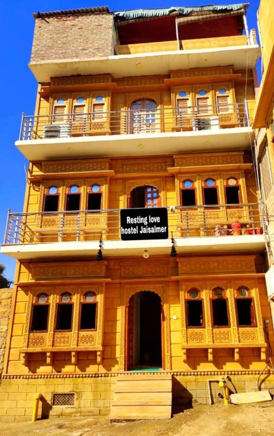 Resting Love Hostel Джайсалмер Экстерьер фото